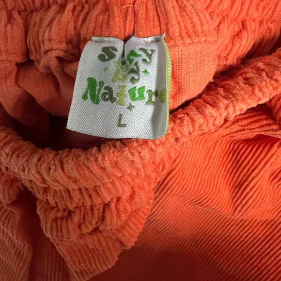 Sunny by Nature wide leg orange corduroy pants size L - Picture 3 of 5